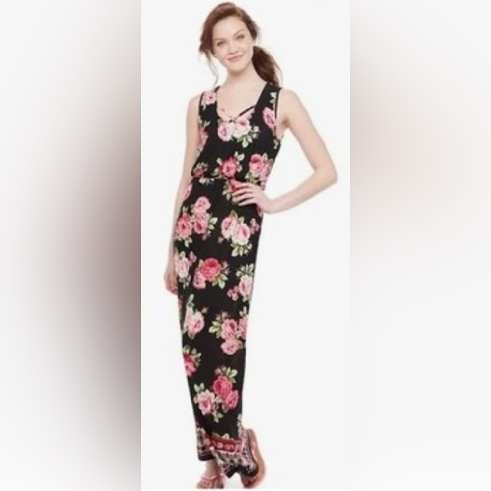 Three Pink Hearts Black Maxi Dress with Pink Floral Print Size Medium NWT